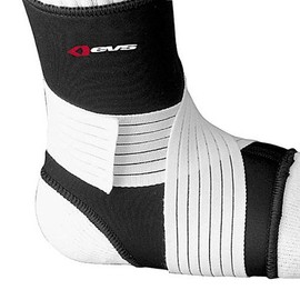 EVS Sports AS14 Ankle Stabilizer MD