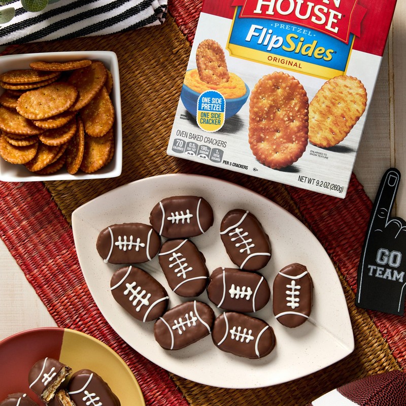 Town House FlipSides Oven Baked Crackers, Lunch Snacks, Snack Crackers,