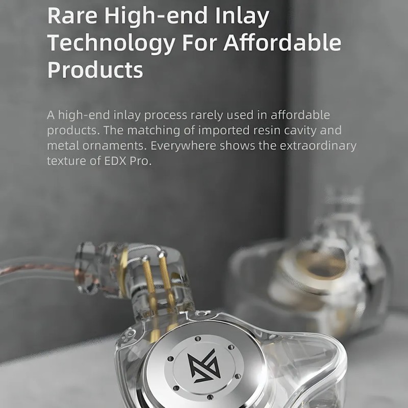 Audífonos in-ear KZ EDX Pro Gamer Con Micrófono color negro