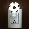 Lloyd's LP-86 Luz de Noche, Figura de Soccer, color Blanco/Negro,