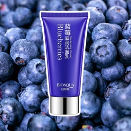 Universo en Linea Crema Limpiador Facial Bioaqua Blueberry Hidratante Aclaran