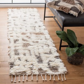 SAFAVIEH Manhattan Collection Runner Rug - 2'3" x 8', Ivory & Grey, Hand-Knotted Modern Tassel Wool & Viscose, Ideal for High Traffic Areas in Living Room, Bedroom (MAN458F)