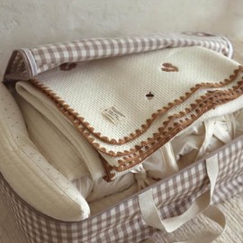 Multi-purpose organizing bedding check pattern four seasons pouch Blanket Bear/ONESIZE