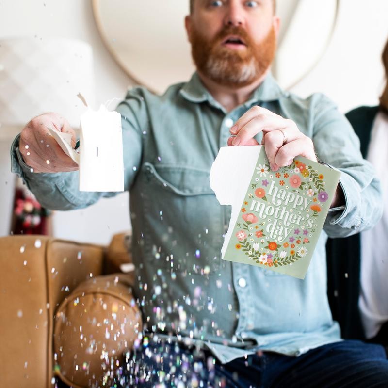 Endless Baby Cry Mother's Day with glitter - Musical Greeting