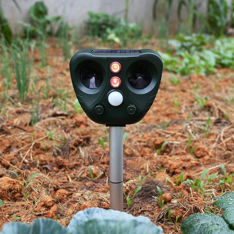 Outdoor Waterproof Solar Powered Pest Rejector Garden Farm Mouse Mole