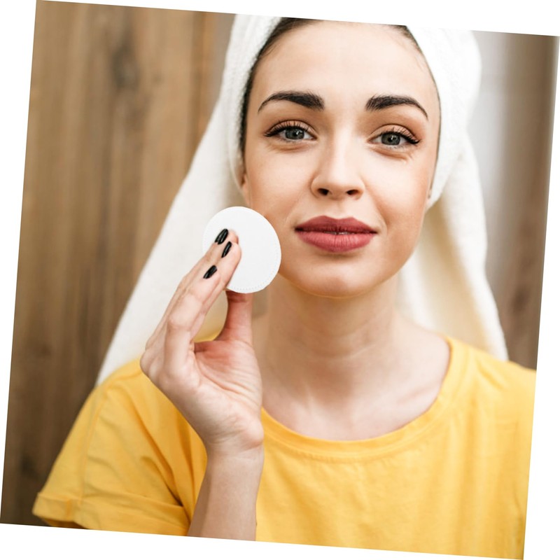 Housoutil Odorless Safe 200 Pcs Face Makeup Removal Pads Thickened