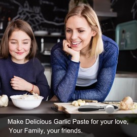 ZEVON Garlic Crusher Presser Garlic Press Manual Garlic Mincer Stainless Steel Garlic Cutter Chopper,Hand Press Garlic Crusher And Chopper, Mincer Cutter For Garlic For Kitchen Silver Black