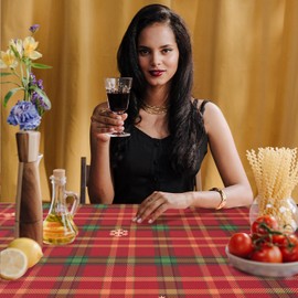 Christmas Plaid Tablecloth Rectangle 60 x 84 Inches, Red Tablecloth Table Cover, Holiday Green Gold Leaves Floral Winter Table Cloths for Banquet Parties Dinner Kitchen, Christmas Decor Accessories