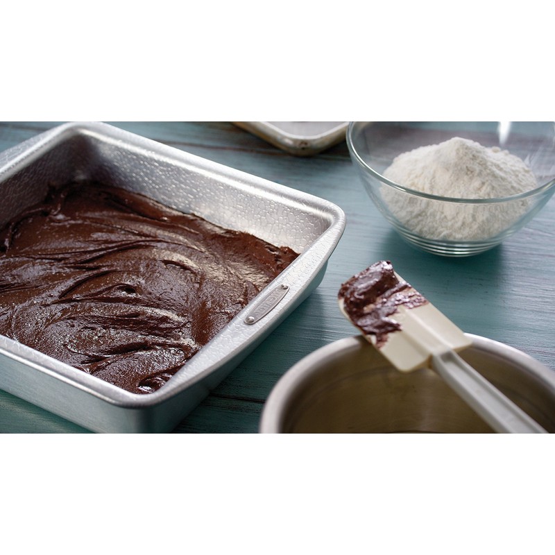 Doughmakers 9" Square Cake Commercial Grade Aluminum Bake Pan