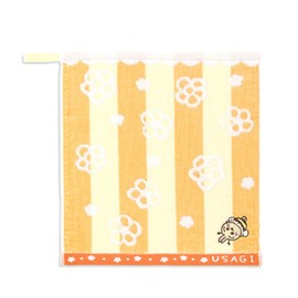 Chiikawa Bee Wash Towel, Yellow, Rabbit with Loop, Flower, Untwisted Yarn, 41-1221090, Approx. 13.4 x 13.8 inches (34 x 35 cm)