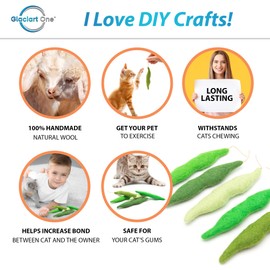 Glaciart One Green Beans Cat Toy – 5 Pcs | Soft Fuzzy Enrichment 100% Natural Wool Toy - Interactive Catnip Play Cat Toy Set - Safe for Pets, Non-AZO Colored Dyes