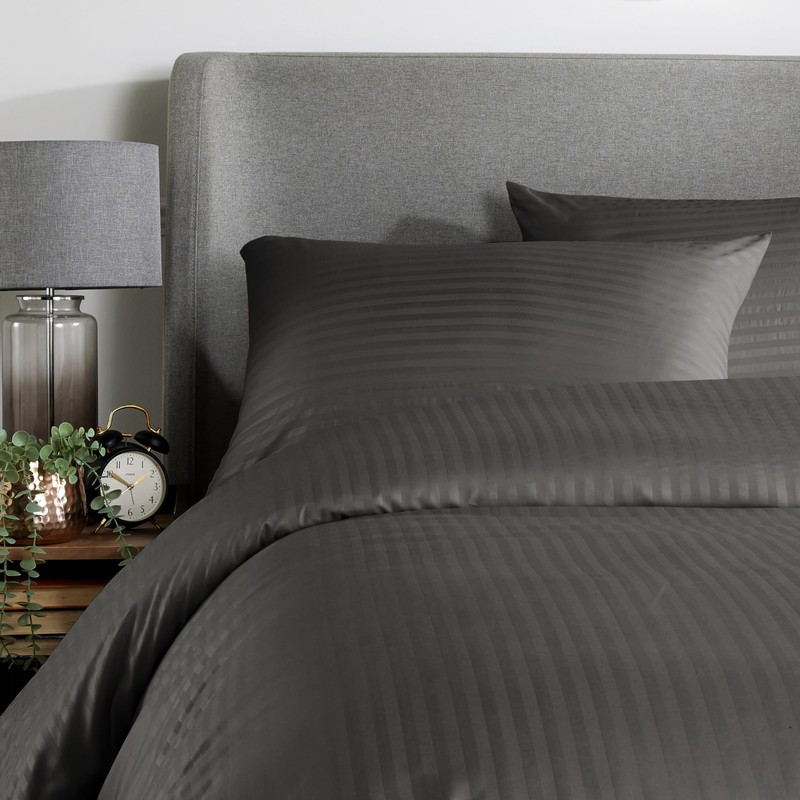 Olivia Rocco Mayfair Stripe Duvet Cover Set Easy Care Satin