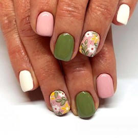 YoYoee Short Square False Nails Daisy Press on Nails Acrylic Full Cover Fake Nails Cute Stick on Nails for Women and Girls 24PCS