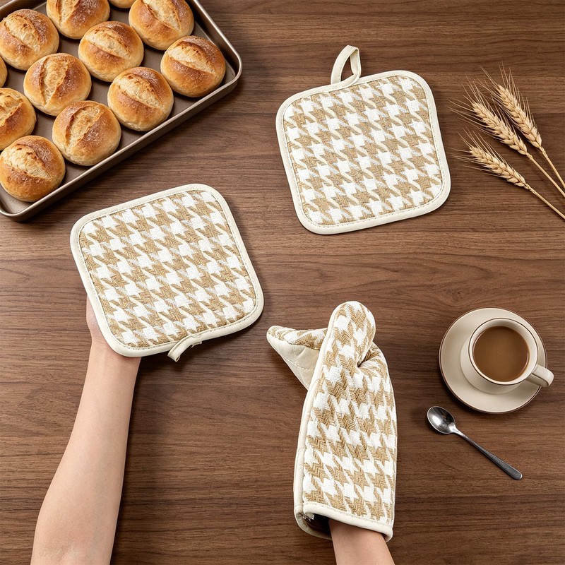 TWINKLEMON 4PCS Oven Mitts and Pot Holders Sets Heat Resistant
