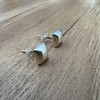 Agalea | Aretes tipo Broqueles diseño de Caudro de plata