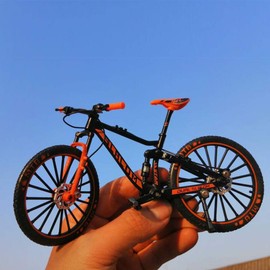 YEIBOBO ! Alloy Mini Downhill Mountain Bike Toy, Die-cast BMX Finger Bike Model for Collections (Black/Orange)