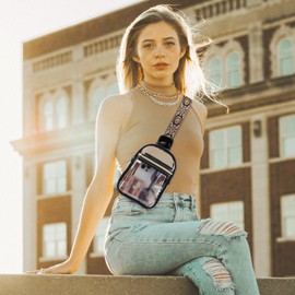 Bunnychill Clear Sling Bag Stadium Approved Clear Fanny Pack Cross Body Bag for Women Men Transparent Chest Bag Crossbody Bag Purses with Adjustable Guitar Straps for Sports, Events, Concerts