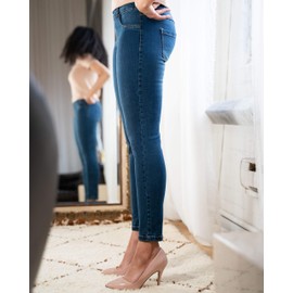 Suko jeans Womens Skinny Stretch Denim Pull on Jean 16801 Dark Blue 8X30