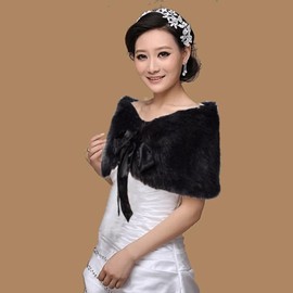 Bride Wedding Faux Fur Shawl Wrap Bridesmaid Shawl Stole with Bowknot Long Shrug Cape Collar Scarf Wraps Winter Bridal Scarf Women’s Shrug Bridal Bridesmaid Stole for Winter Wedding Party Cover Up
