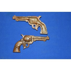 Cast Iron Revolver for Large Western Cowboy Frame Accents, 4 items DLT