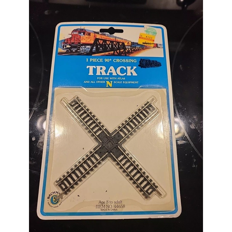 Bachmann # 44658 90 Degree Crossing N-Scale For Train Layout