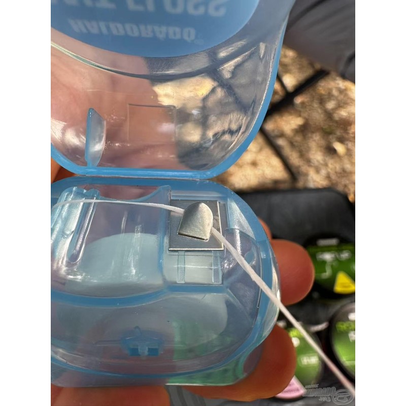 Haldorado Bait Floss, 50m, gewachste Angelschnur für Pop-up Baits und
