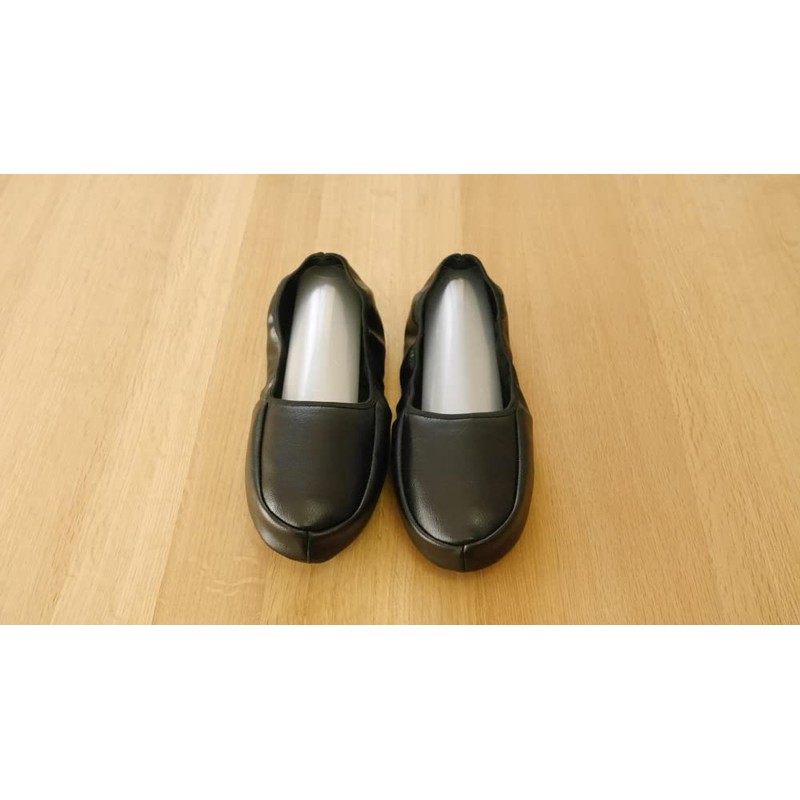 Chausse' 2s24-3,10,11 Portable Slippers, Gentleman's Knit Pouch/Leather Pouch, leather -