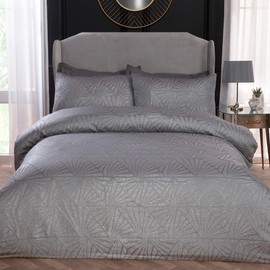 Sleepdown Super Soft Geometric Luxury Lurex Jacquard Silver Deco Easy Care Cosy Duvet Cover Quilt Bedding Set with Pillowcase-Single (135cm x 200cm), Polyester
