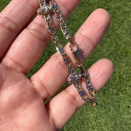 Small 3 oros Virgencita Bracelet