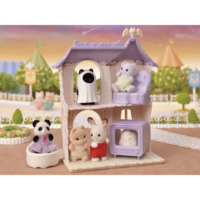 Sylvanian Families Spooky Surprise House