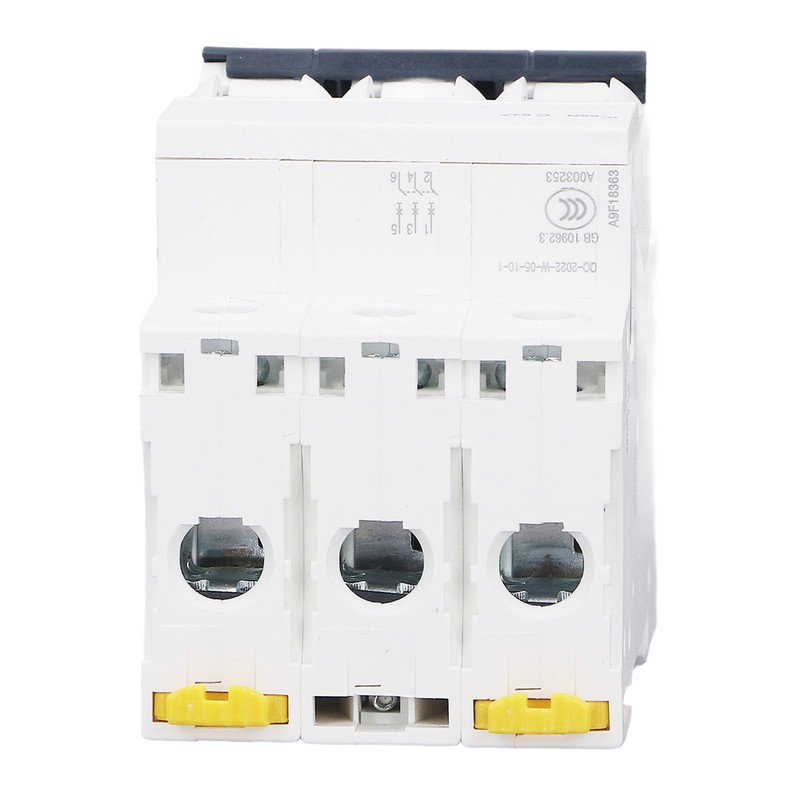 3P Miniature Circuit Breaker Easy Disassembly Assembly Din Rail Mount