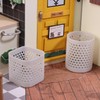 1:12 Scale Dollhouse Miniature Storage Basket, Plastic Laundry Basket, Bathroom