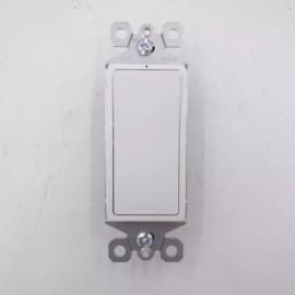 Legrand 10 Pack Legrand radiant 15A 3-Way Switches w/ Locator Light White TM873WSL