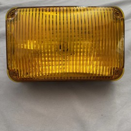 Whelen 600 Halogen Light Amber Turn Signal. 02-0283450-00B