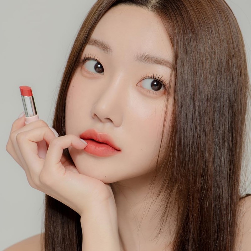 YNM Cream Matte Lipstick, Pigmented Long Lasting Velvet Finish, Creamy