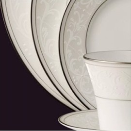 Nikko Bone China Pearl Symphony 5 Piece Setting BRAND NEW