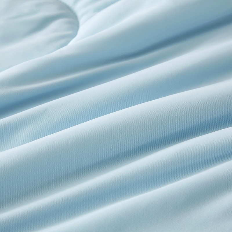 Cooling Comforter King, Q-Max 0.45 Lightweight Breathable Cooling Blanket