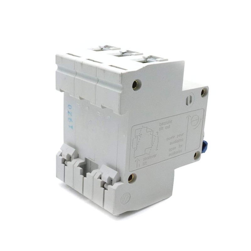 Dahszhi DIN Rail Mounted Circuit Breaker AC 400V 20A 3