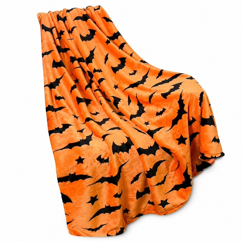 Black Bat Print Flannel Throw Blanket – Soft Lightweight Blanket