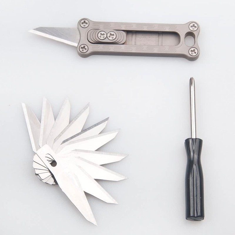 ILEAF Titanium Alloy daily Mini Pocket Utility Knife with Replaceable