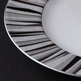 Narumi 50994-1086 Plate, Shagreen, 8.3 inches (21 cm), Black, Modern and Simple Pattern, Stylish, Flat Plate, Gift Box Included