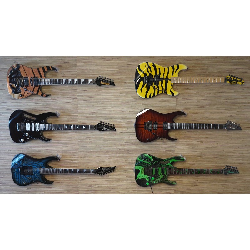 Woodies Hanger Guitar Hanger with 2 Side Strap Buttons WH-001