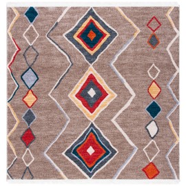 SAFAVIEH Farmhouse Collection Area Rug - 6'7" Square, Beige & Gold, Moroccan Boho Tassel Design, Non-Shedding & Easy Care, Ideal for High Traffic Areas in Living Room, Bedroom (FMH599B)