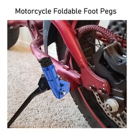 Aramox 2 Pieces Motorcycle Foot Pegs, 90 Degree Folding Aluminum Alloy Footrest Non-Slip, Passenger Foot Pedal with 8mm Mounting Screws, Universal for Bicycles (Blue)