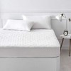 Pikolin Home - Quilted Mattress Protector – With Fibre, Breathable,