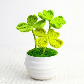 MAIQUNE Crochet Flowers Potted Plants,Handcrafted Mini Four-Leaf Clover Tree for Friends, Family and Lover,Handmade Knitting Flowers for Home Office Decor, Car Decor