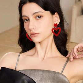 Aishgjia Summer Hot Pink Love Heart Earrings for Women Y2K Double Heart Red Dangle Earrings Lightweight Acrylic Earrings Jewelry Gifts for Valentine's Day Wife Mom (Sparkling Red)