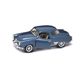 Road Signature 92478bl 1950 Studebaker Champion Blue 1-18 Diecast Car Model