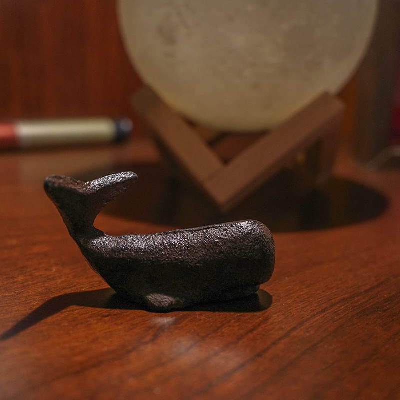 HM Treasure Gurus Small Cast Iron Sperm Whale Paperweight Nautical