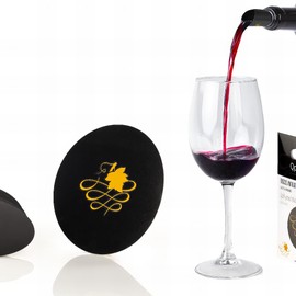 Qpractiko - Leak-Proof Wine Pouring Discs | Prevents Stains & Spills | Food Grade & BPA Free | Fits All Bottles | Multifunctional for Wine & Oils | Easy to Clean, Black, Pequeño